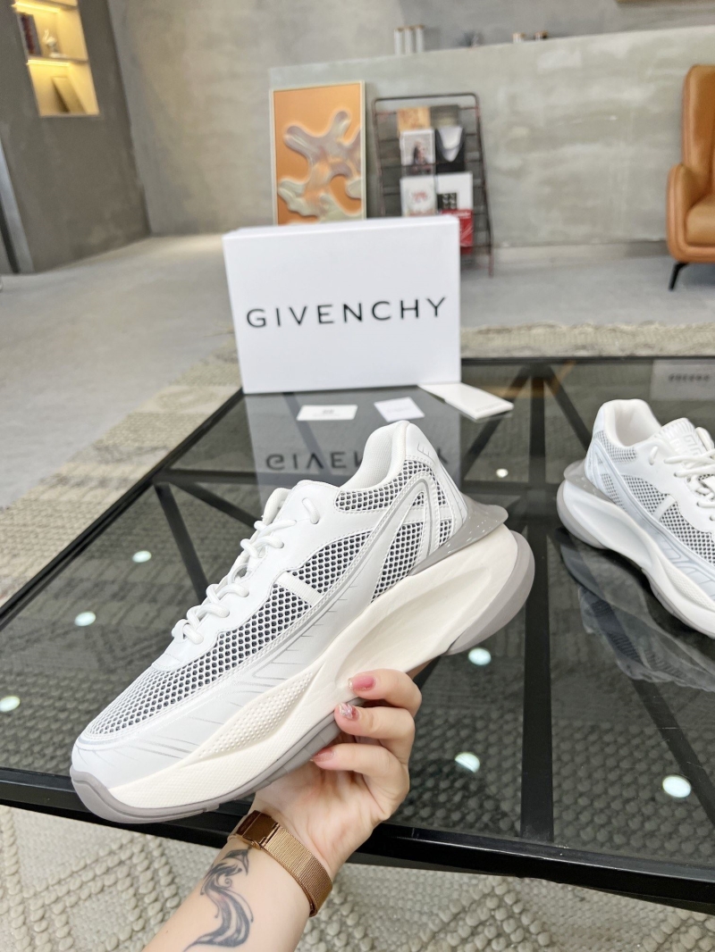 Givenchy Sneakers